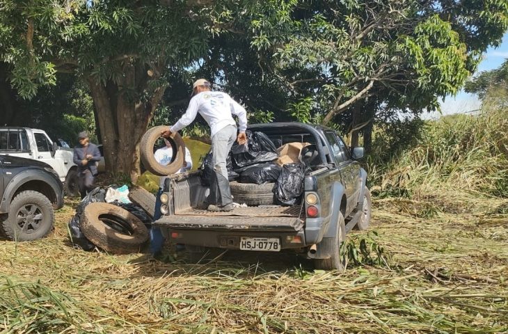 Mutir O Retira Kg De Lixo Do Rio Negro Em Comemora O Semana Do