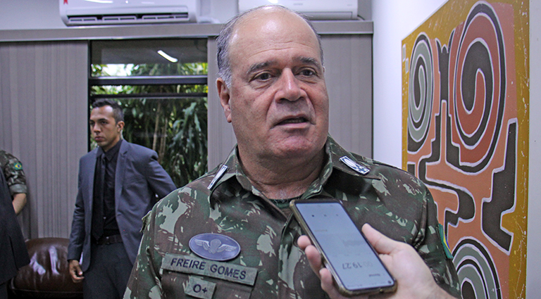 Reinaldo Azambuja recebe comandante do Exército Brasileiro – Agência de Noticias do Governo de Mato Grosso do Sul