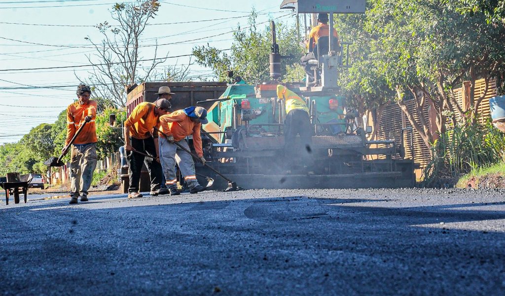 Nova Alvorada do Sul: asfalto chega ao bairro Maria de Lourdes com apoio do Estado