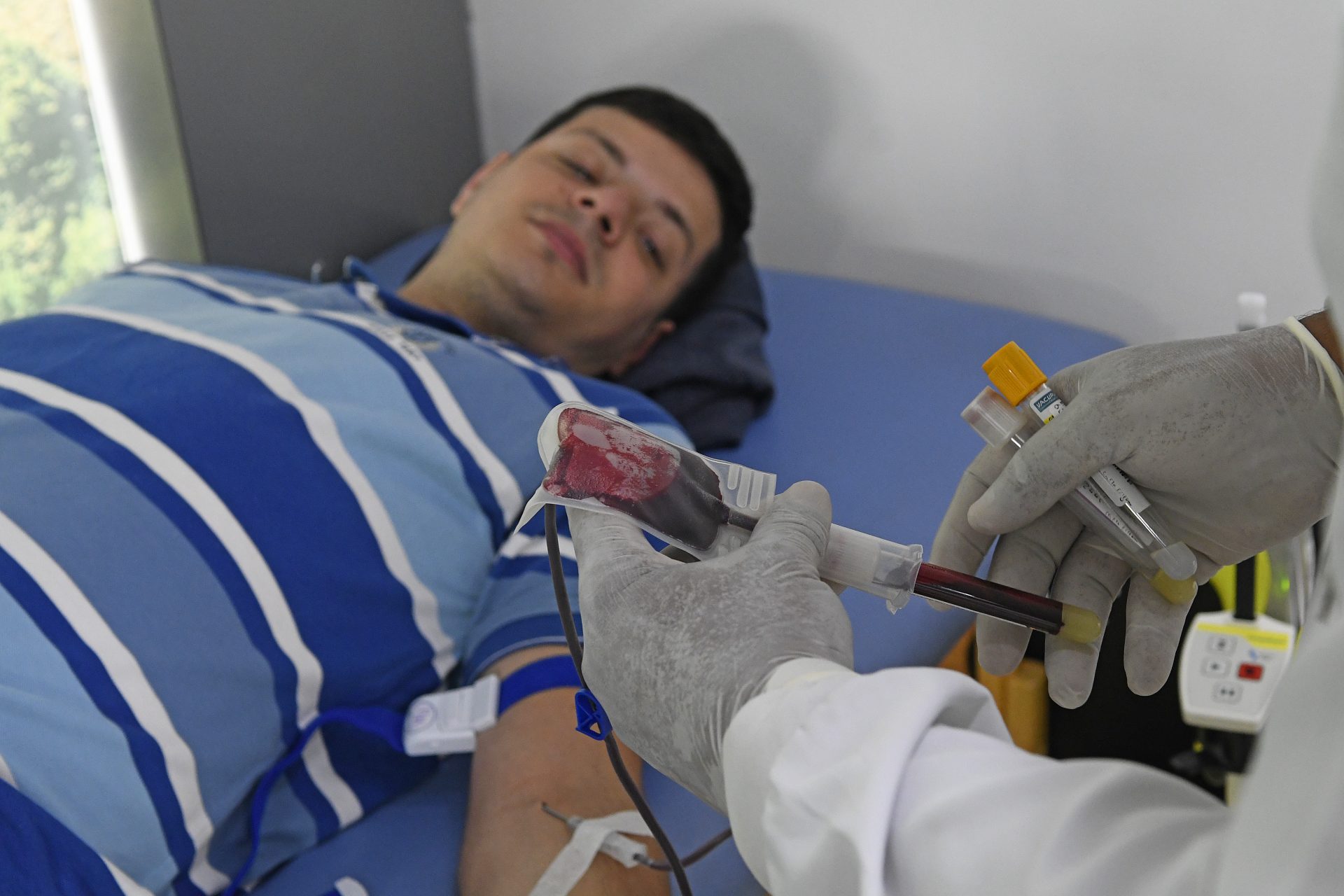 Barbosinha abre campanha de doação de sangue realizada pelo governo do Estado com apoio de servidores públicos de MS