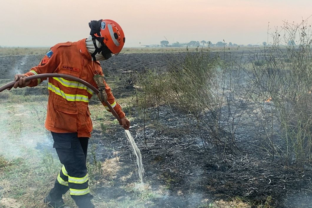 Com atuação permanente, Bombeiros de MS fazem força-tarefa para controlar incêndios no Pantanal