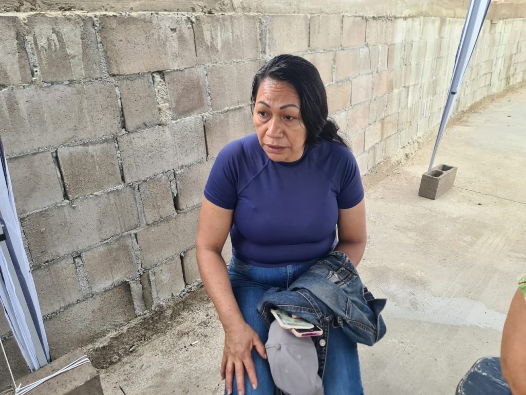 a diarista Maria Cristina Gonzalez Projeto Navio chega a Porto Murtinho com atendimento à população ribeirinha