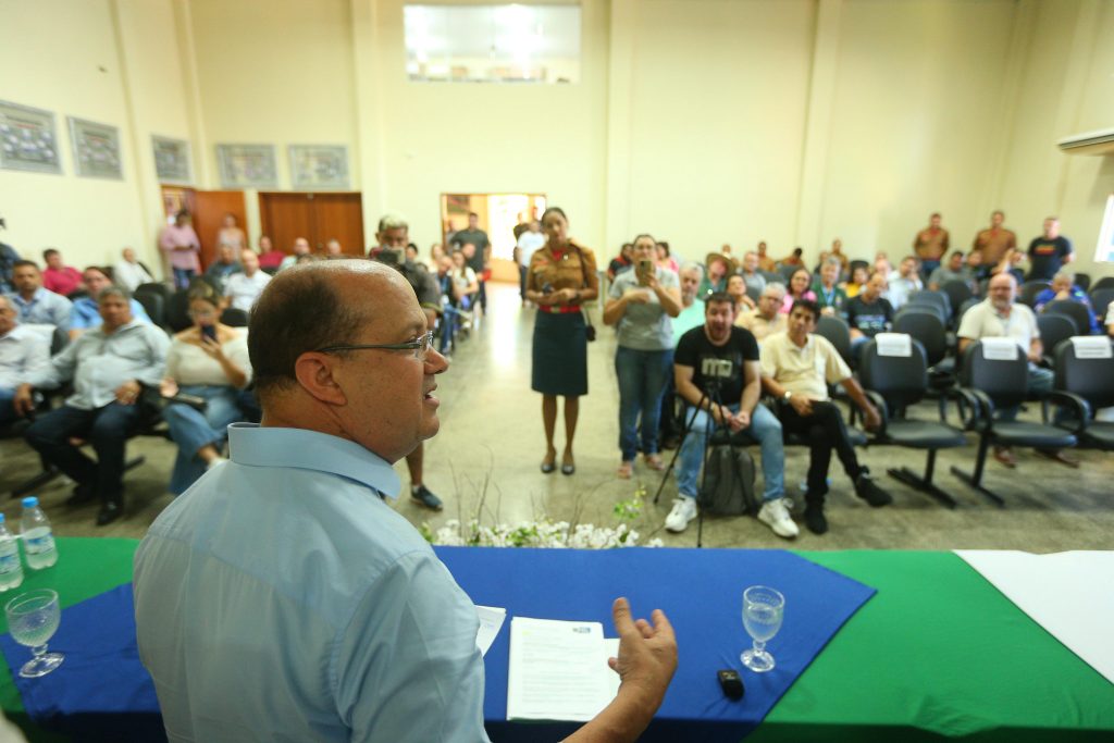 Governador Barbosinha cumpre agenda em Itaquirai Foto Joao Garrigo 04