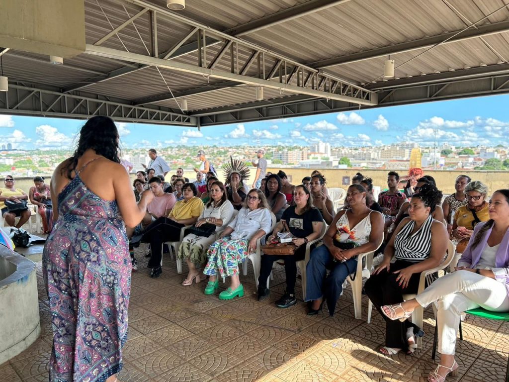 Cidadania: evento TransChá marca encontro de gerações na luta pela visibilidade