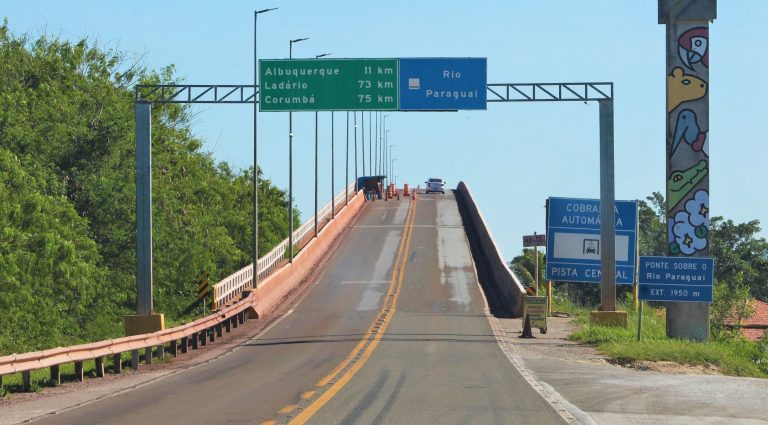 Ponte sobre o Rio Paraguai Foto Saul Schramm