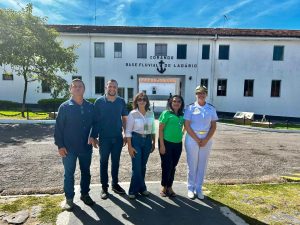 Equipe do Detran faz visita técnica à Marinha de Ladário e conhece Projeto Soldado Cidadão