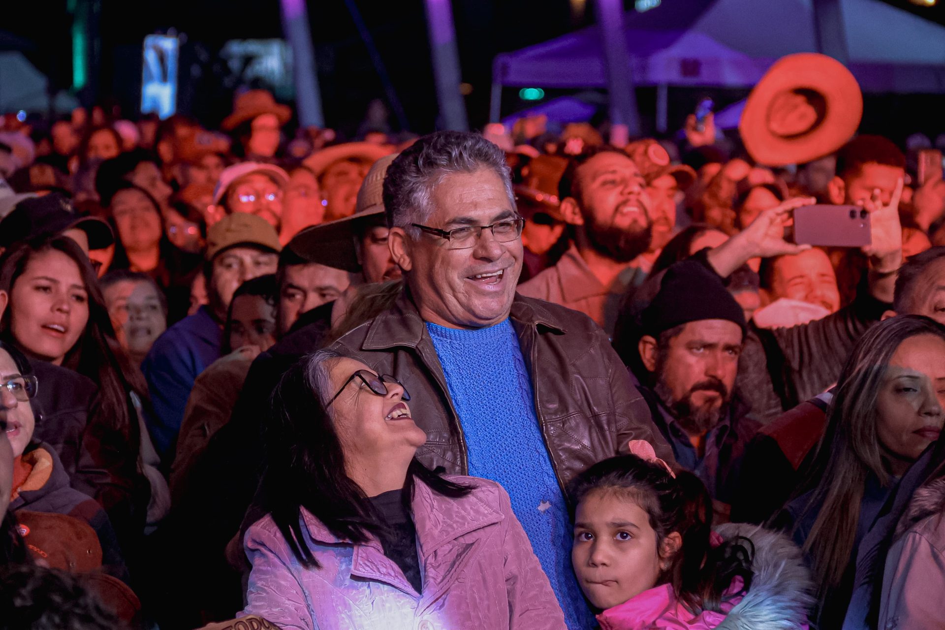 No encerramento, Festival de Inverno de Bonito emocionou gerações com show de Teodoro e Sampaio