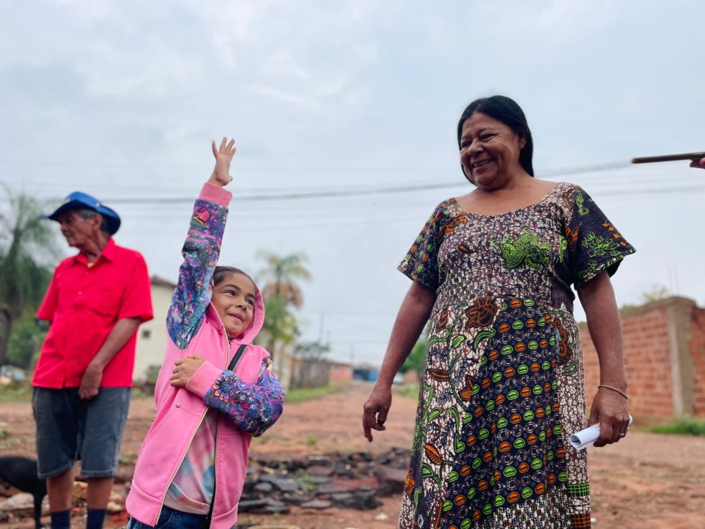 Ação Cidadania ECOmunitária planta árvores e semeia a ideia de que o futuro é ancestral