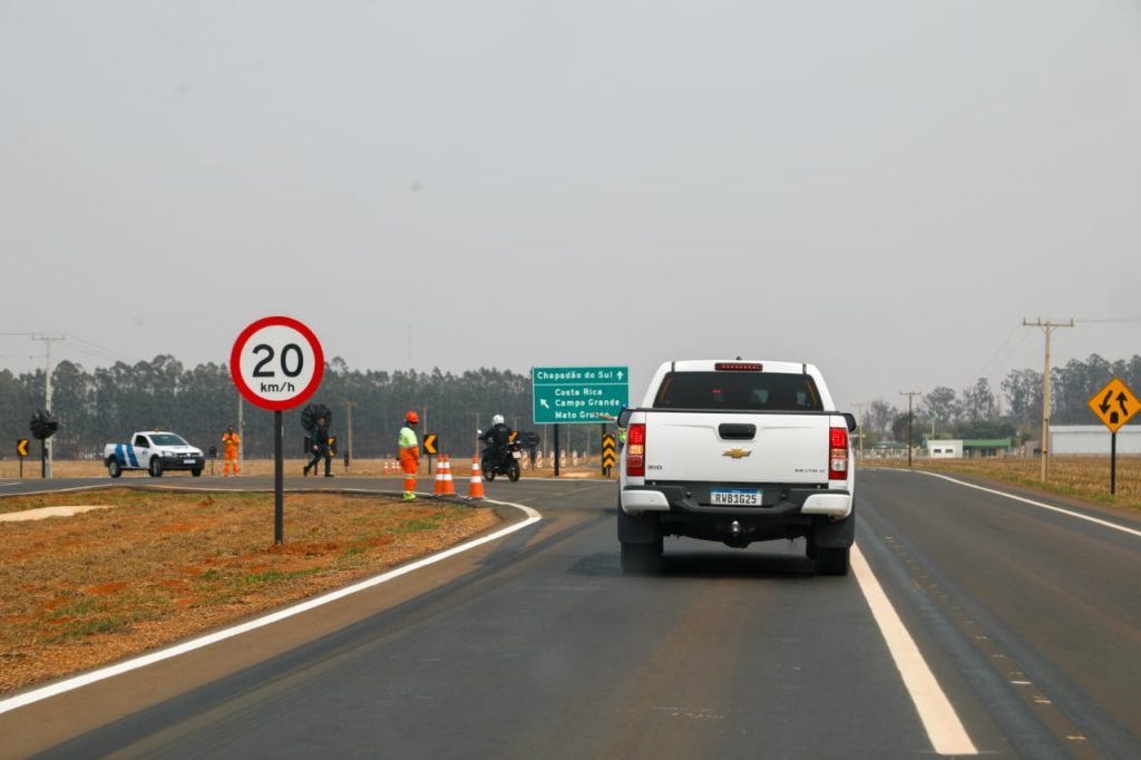 >Obras na MS-306 em Chapadão do Sul (Foto: Saul Schramm)