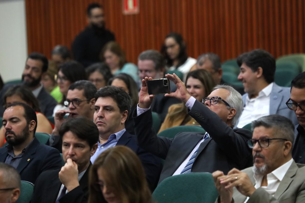 Governo de MS apresenta avanços do Estado em fórum nacional e reforça compromisso com futuro sustentável Governo de MS apresenta avanços do Estado em fórum nacional e reforça compromisso com futuro sustentável