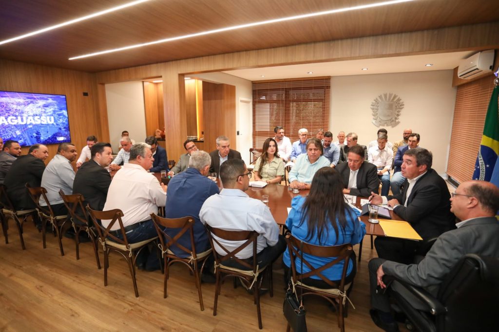 Bataguassu apresenta projetos para habitação, pavimentação de bairros e Núcleo Industrial Bataguassu apresenta projetos para habitação, pavimentação de bairros e Núcleo Industrial
