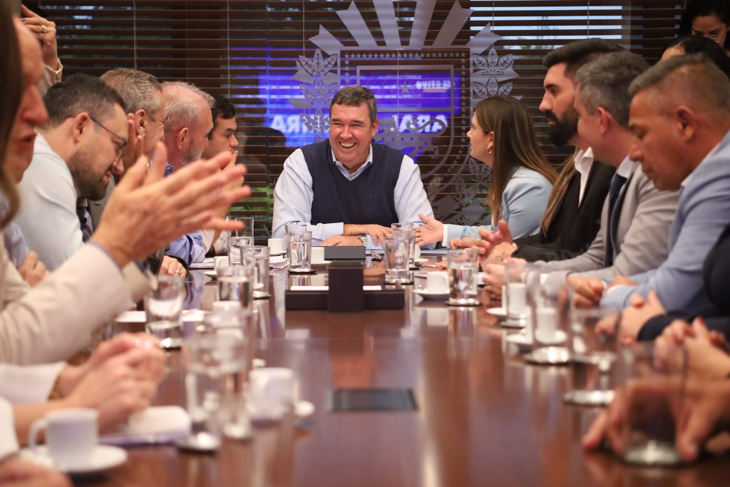 Com MS Ativo, Aral Moreira investe em infraestrutura, melhora vias, distritos e vai concluir construção de casas Com MS Ativo, Aral Moreira investe em infraestrutura, melhora vias, distritos e vai concluir construção de casas