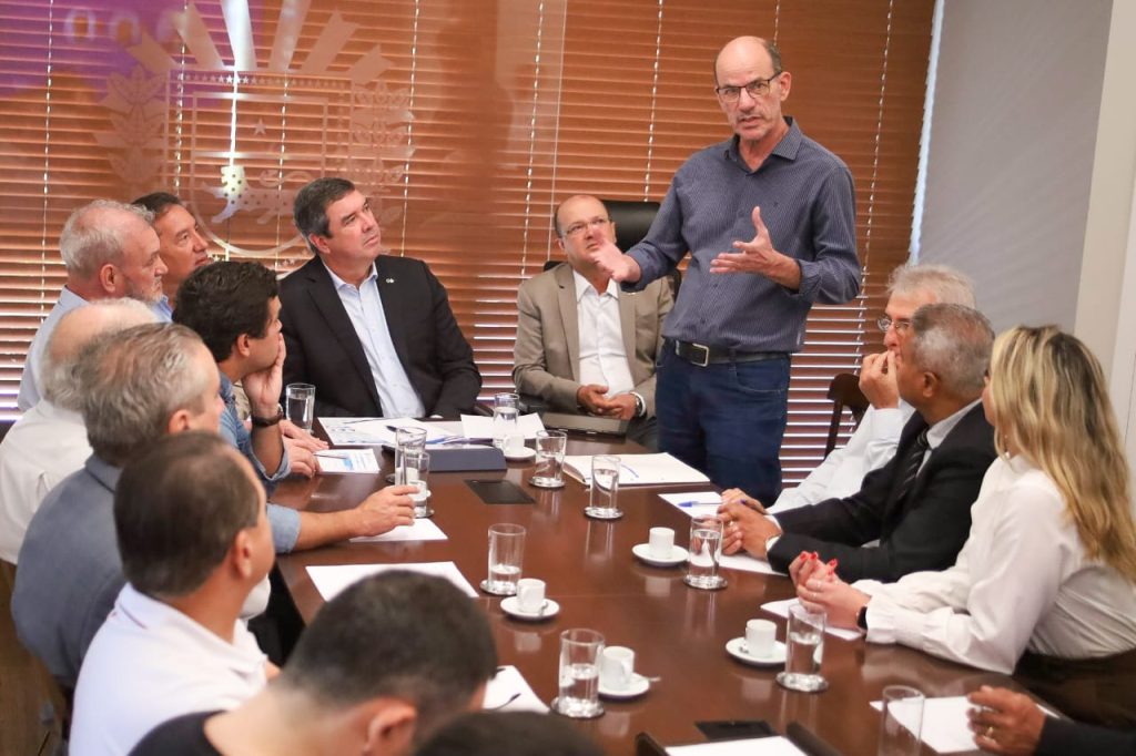Amambai ganha novas ciclovias e pavimentação de bairros para qualificar infraestrutura urbana Amambai ganha novas ciclovias e pavimentação de bairros para qualificar infraestrutura urbana