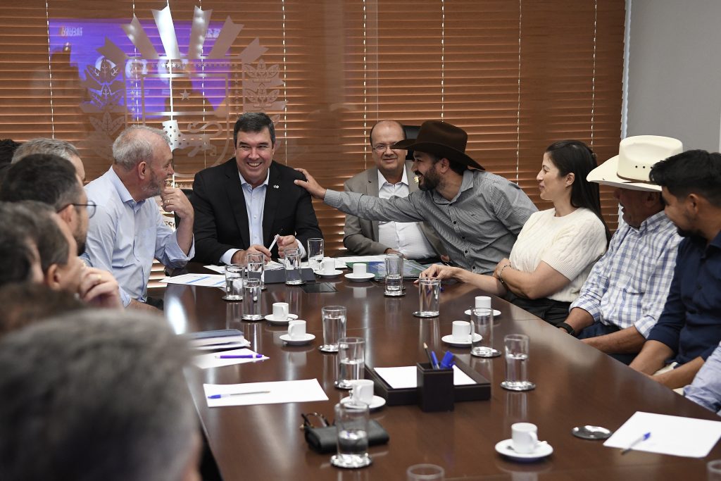Com obras de infraestrutura, Tacuru vai promover integração e concluir pavimentação na cidade Com obras de infraestrutura, Tacuru vai promover integração e concluir pavimentação na cidade