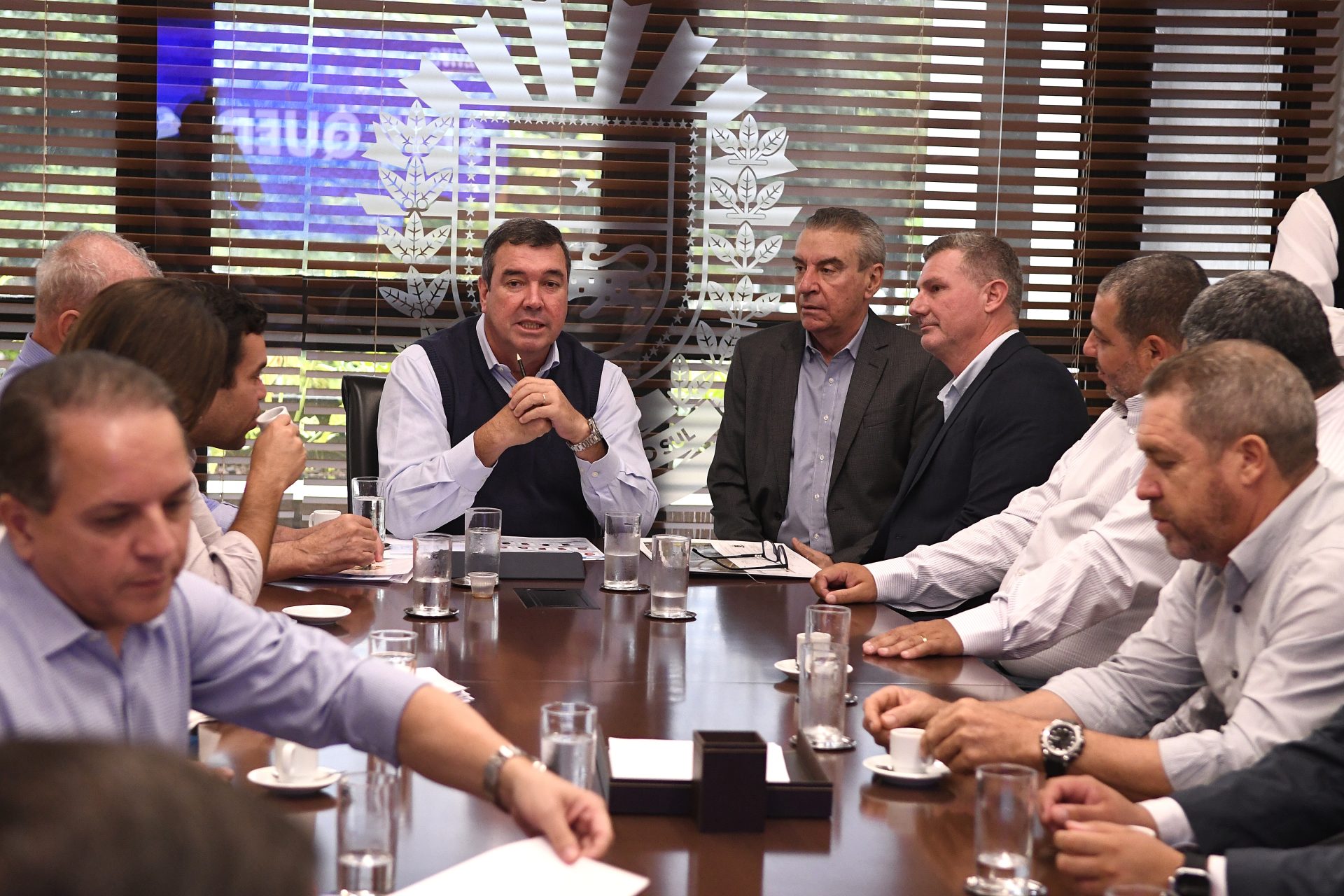 Sete Quedas investe em pavimentação e também é destaque ao atingir 98% de cobertura de saneamento Sete Quedas investe em pavimentação e também é destaque ao atingir 98% de cobertura de saneamento