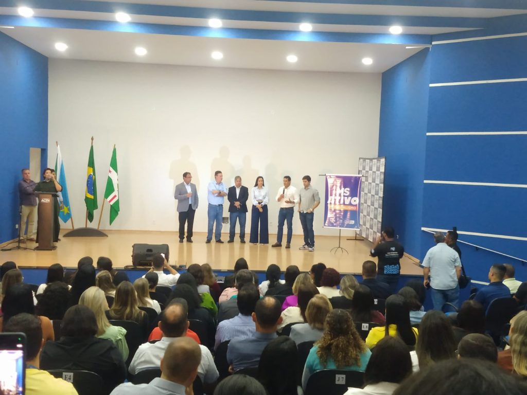 >Secretário-executivo, Thaner Castro Nogueira; Secretário de Estado da Casa Civil, Eduardo Rocha; Chefe de Gabinete do Vice-governador do Estado José Carlos Barbosa (Barbosinha), Dorival Betinie; Prefeito de Naviraí, Rodrigo Sacuno; Presidente da Câmara Municipal de Naviraí, Daniel Moretto.