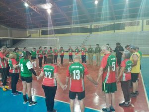 Agentes do Detran-MS levam educação para o trânsito e entram em campo com atletas 60+ no interior do Estado Agentes do Detran-MS levam educação para o trânsito e entram em campo com atletas 60+ no interior do Estado