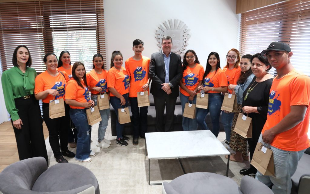Políticas e desafios do setor produtivo são tema de encontro com futuros líderes do agro de MS Alunos do Projeto do Senar: Jovem Sucessor – do município de Antônio João/MS