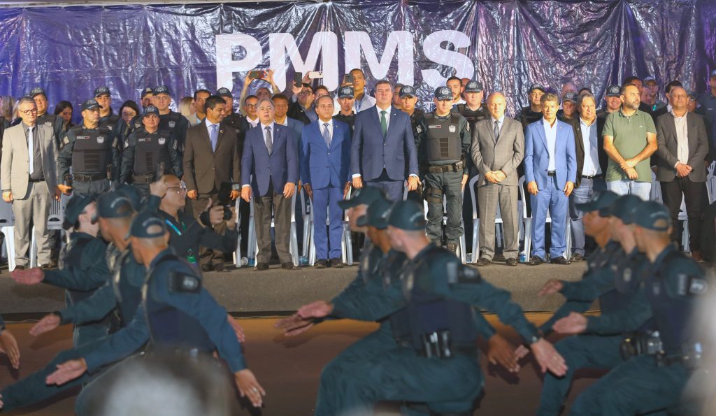 Investimento em segurança: Governo de MS entrega 427 novos policiais militares Investimento em segurança: Governo de MS entrega 427 novos policiais militares