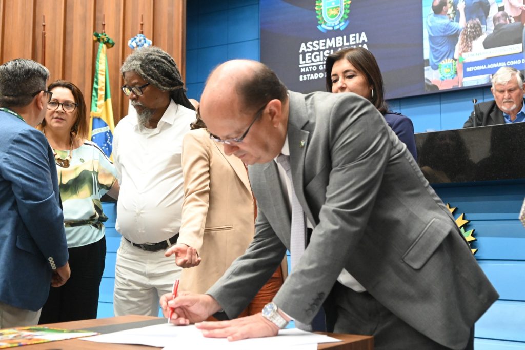 Governo de MS lidera parceria histórica com União para moradia e energia limpa em comunidades quilombolas