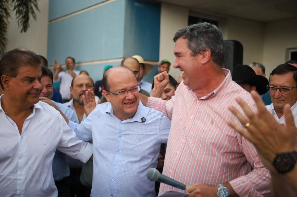 Governo de MS entrega obras de pavimentação e apoia a 3ª edição da Feira AgroAngélica