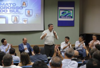 18/11/2025 Reunião Prefeitos Assomasul