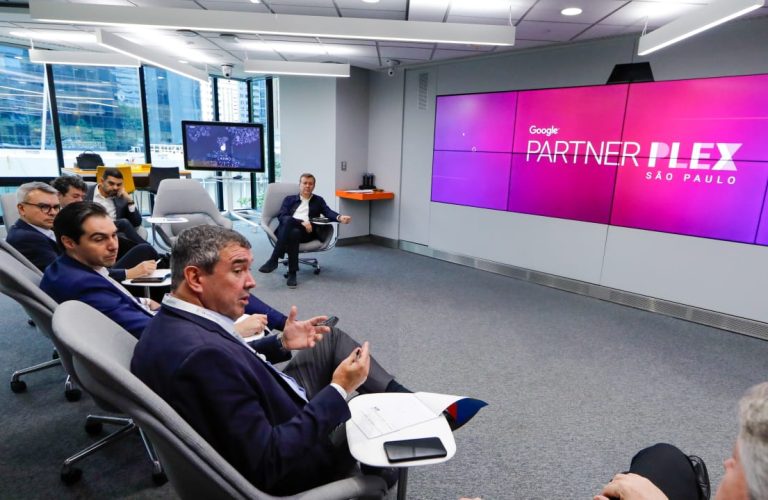 Governo de MS firma acordo com Google e avança na transformação digital e produção rural 2 Assinatura MoU com Google Foto Saul Schramm SecomMS 8