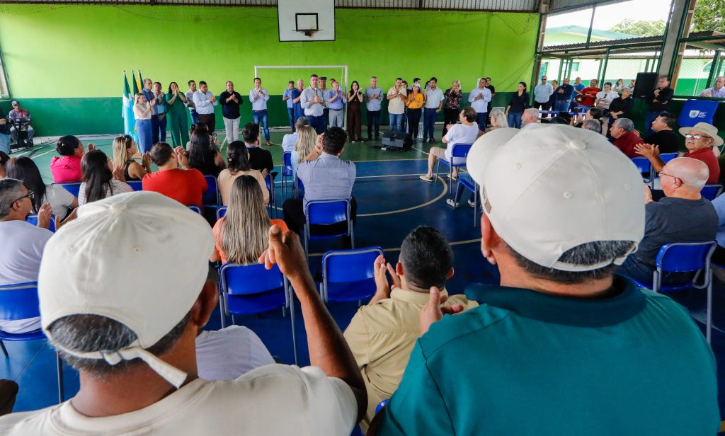 Em Juti e Amambai, Governo de MS lança obra da MS-289 e entrega obras de educação e infrastrutura Em Juti e Amambai, Governo de MS lança obra da MS-289 e entrega obras de educação e infrastrutura