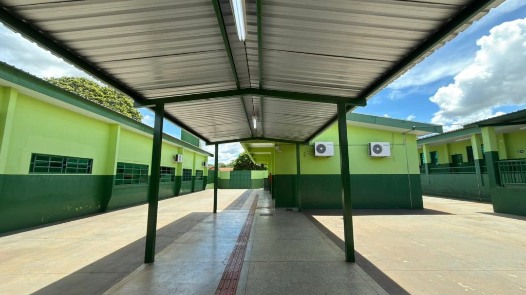 Educação e infraestrutura marcam início do ano com agenda intensa do Governo de MS no interior