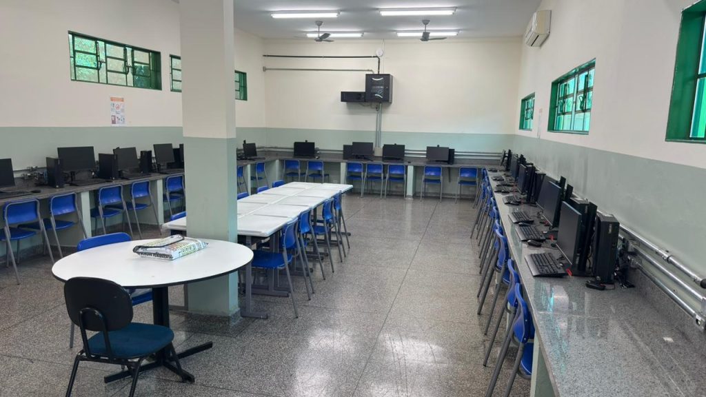 Educação e infraestrutura marcam início do ano com agenda intensa do Governo de MS no interior