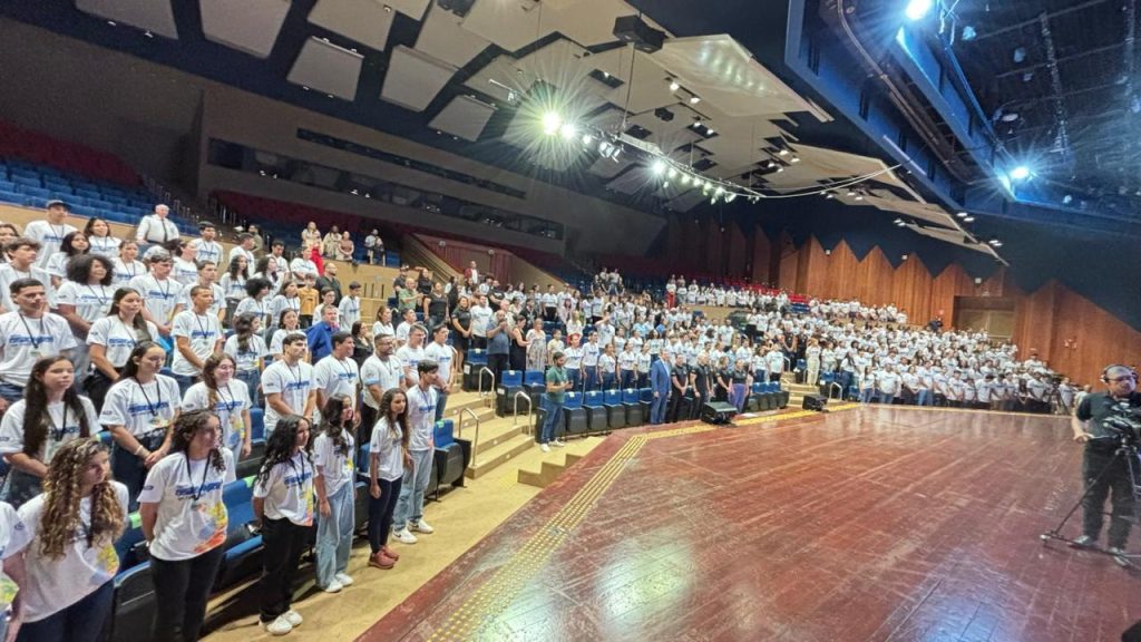 >Evento do Estudantes do Controle 2025