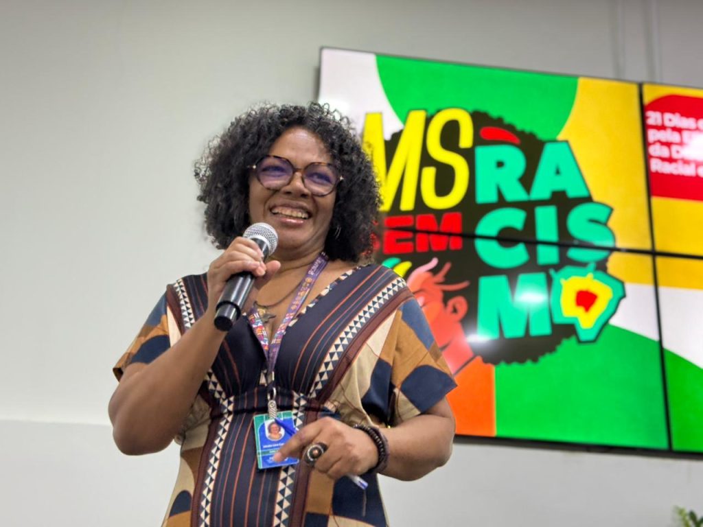 >Técnica da Subsecretaria, Irinéia resume que Programa MS sem Racismo reúne luta histórica. (Foto: Matheus Carvalho/SEC)