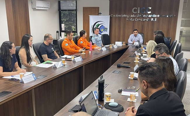 Secretaria de Justiça e Segurança Pública instala comitê de gestão e inicia monitoramento de metas Secretaria de Justiça e Segurança Pública instala comitê de gestão e inicia monitoramento de metas