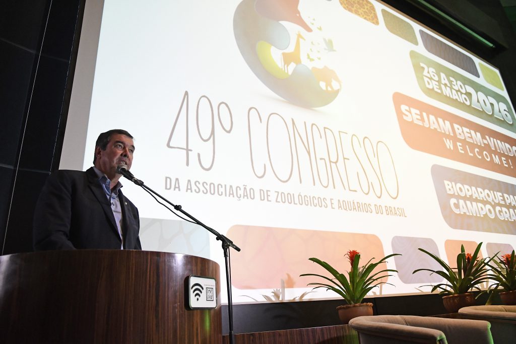 >Governador Eduardo Riedel durante abertura do 49º Congresso da AZAB