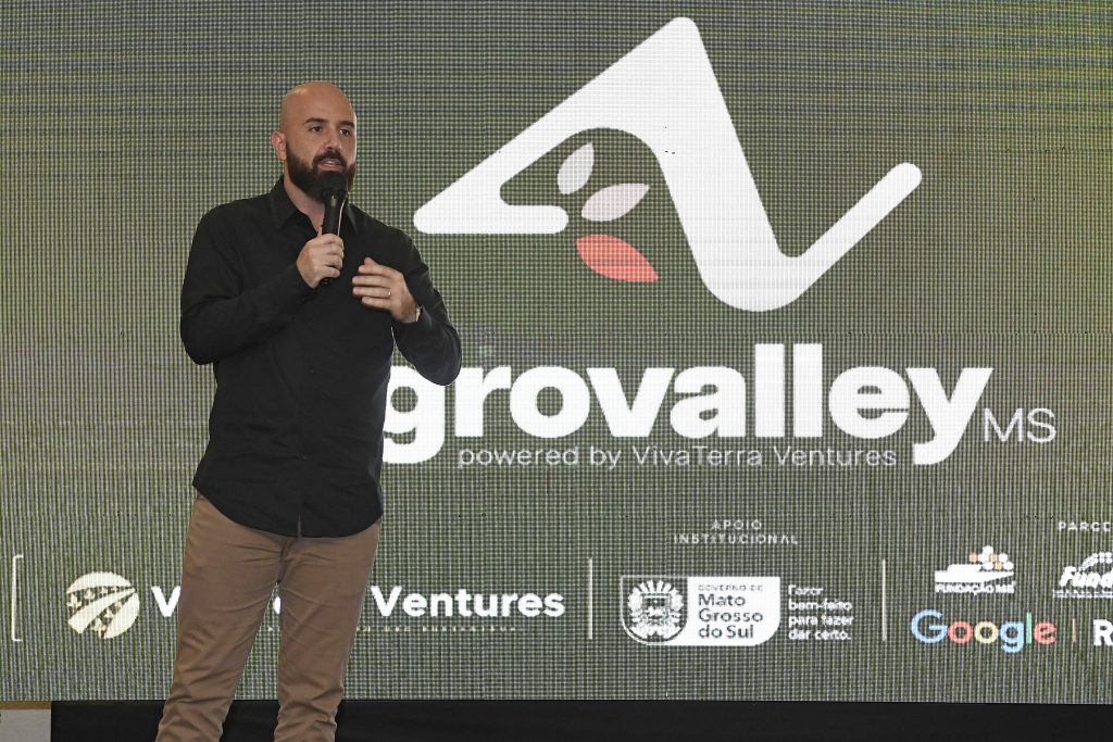 >Falcette também ressaltou a importância de apoiar projetos de base tecnológica ligados às universidades e centros de pesquisa