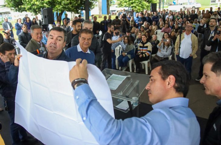 Naviraí ganha novas obras de infraestrutura e saneamento para atender anseios da população Naviraí ganha novas obras de infraestrutura e saneamento para atender anseios da população