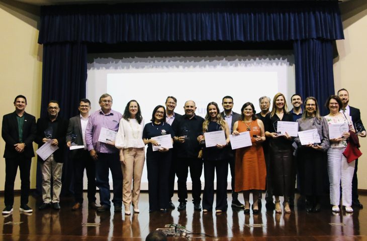 Prêmio Fundect: MS valoriza ciência, tecnologia e inovação e anuncia mais R$ 38,6 milhões para pesquisa Prêmio Fundect: MS valoriza ciência, tecnologia e inovação e anuncia mais R$ 38,6 milhões para pesquisa