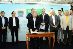 Ass. da cooperação para organização da 7ª conferência internac (25)