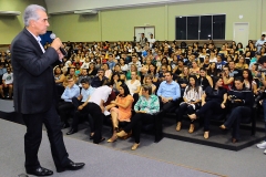 Assinatura do termo do programa Vale Universitário - Foto Edemir Rodrigues (3)