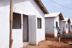 Construção de casas no Bom Retiro - Foto Edemir Rodrigues