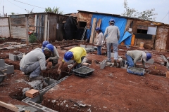 Construção de casas no Bom Retiro - Foto Edemir Rodrigues