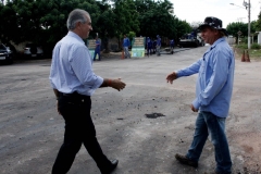 Entrega_de_casas_e_visita_nas_obras_de_recapeamento_em_Corumba_Foto_Chico_Ribeiro (14)