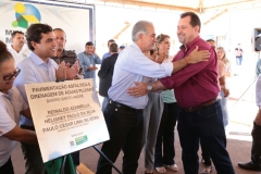 Entrega de casas em Ribas de Rio Pardo - Foto Denilson Secreta (11)