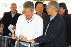 Entrega de equipamentos e assinatura de ordem de serviços em Anaurilândia - Foto Edemir Rodrigues (21)