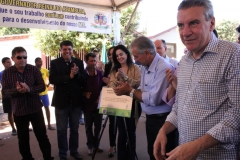 Governador visita e entrega obras em Pedro Gomes - Chico Ribeiro