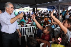 Entrega de kit escolar em Ponta Porã - Foto Chico Ribeiro