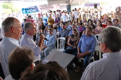 Entrega de kit escolar em Ponta Porã - Foto Chico Ribeiro