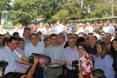 Entrega de  Tratores e Equipamentos para Agricultura Familiar - Foto Edemir Rodrigues