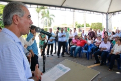 Governador_entrega_obras_e_onibus_escolar_em_Taquarussu_Foto_Chico_Ribeiro (1)