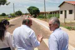 Governador_entrega_obras_e_onibus_escolar_em_Taquarussu_Foto_Chico_Ribeiro (5)